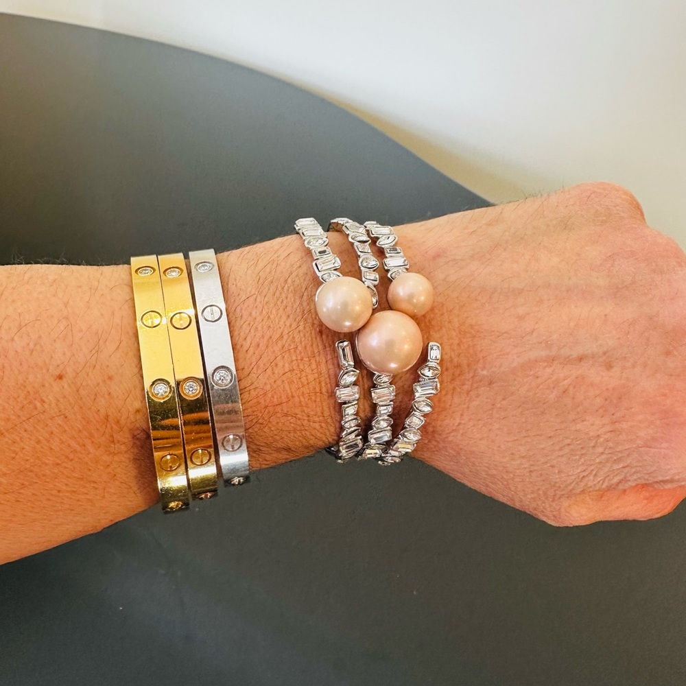 Alexis Bittar RARE Luxury authentic formal pearl Crystal Statement Cuff/Bracelet - Picture 3 of 17